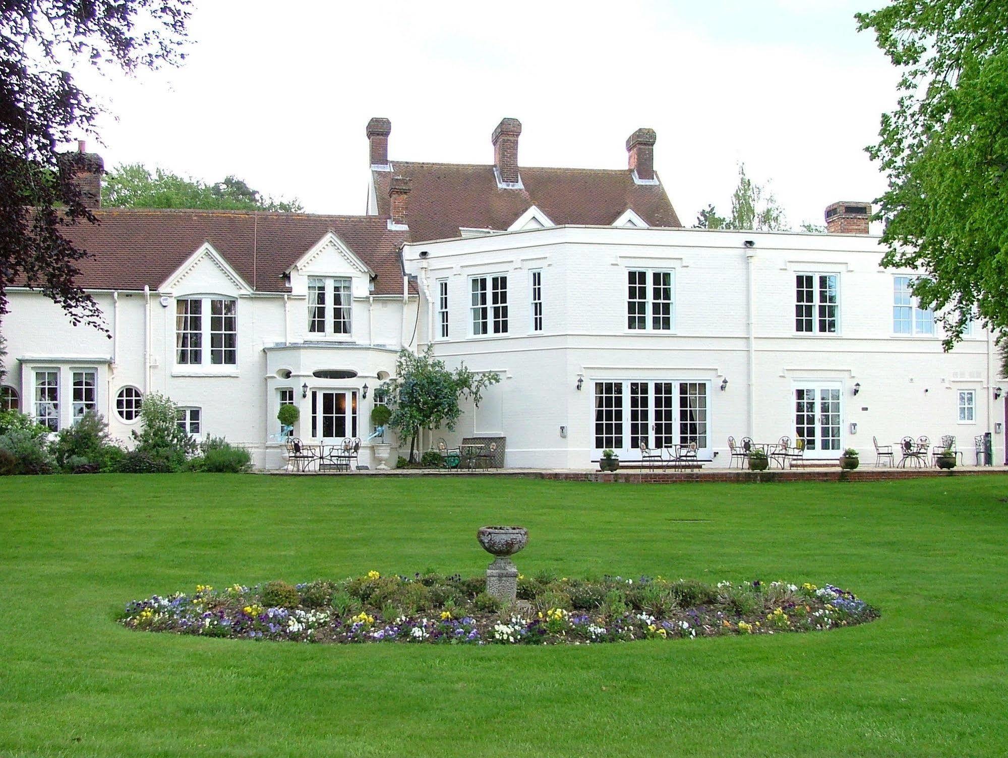 Esseborne Manor 호텔 허스트본타란트 외부 사진